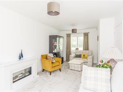Sitting room Photo 2